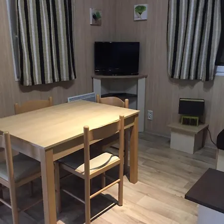 Nature Holiday's Domaine Du Pre - Officiel Kemping La Chapelle-Hermier