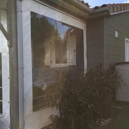 Nature Holiday's Domaine Du Pre - Officiel Kemping La Chapelle-Hermier