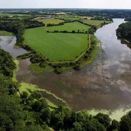 Kemping Nature Holiday's Domaine Du Pre - Officiel La Chapelle-Hermier