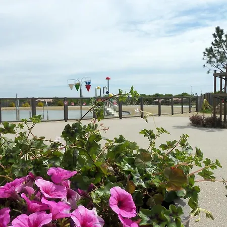 Nature Holiday's Domaine Du Pre - Officiel