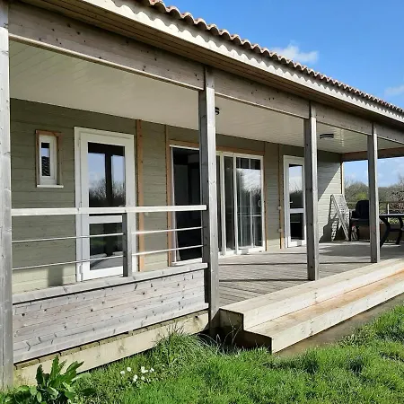 Nature Holiday's Domaine Du Pre - Officiel 4* La Chapelle-Hermier